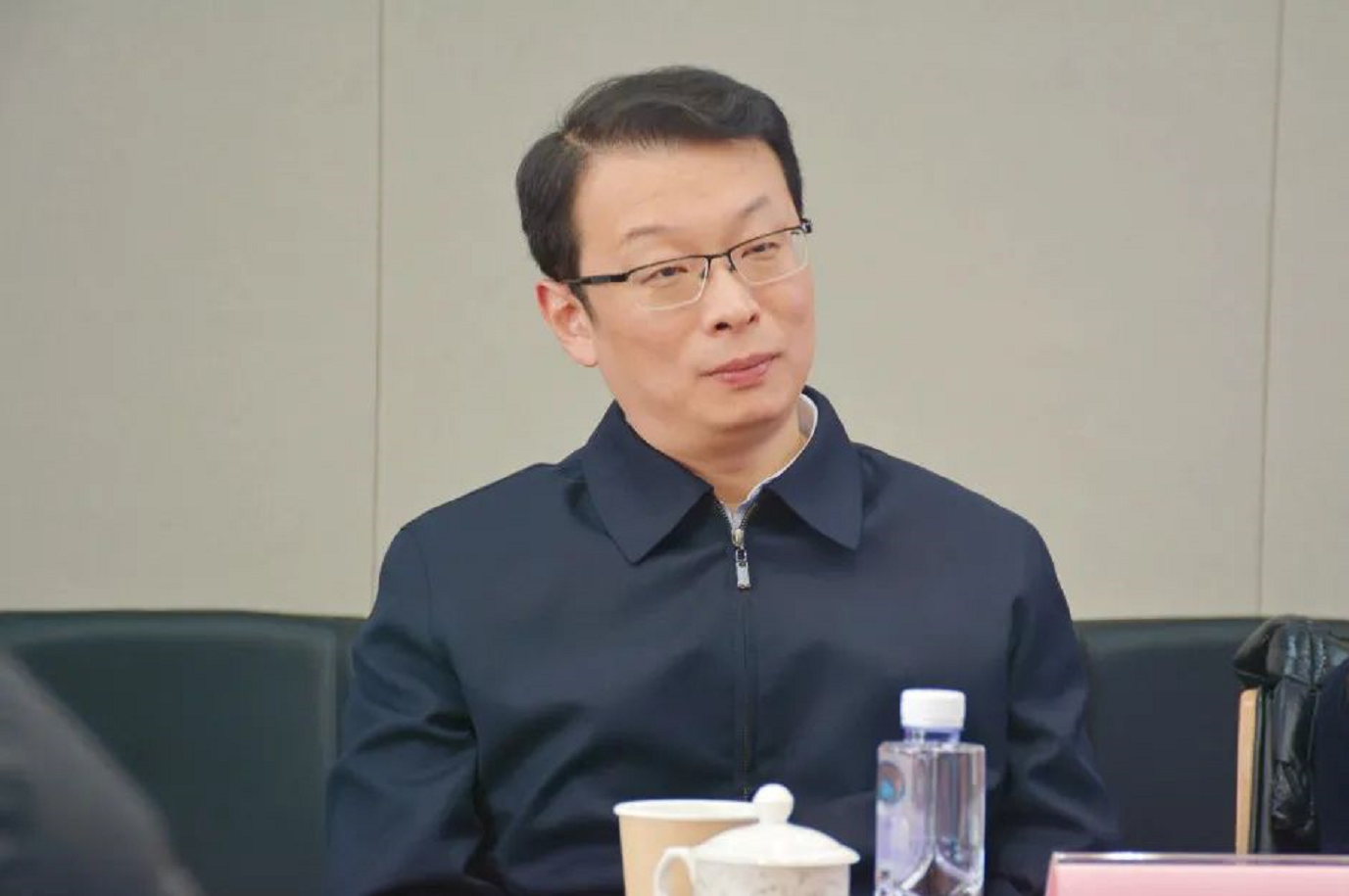 文明创建进行时区委常委宣传部部长潘国力走访兰卫医学